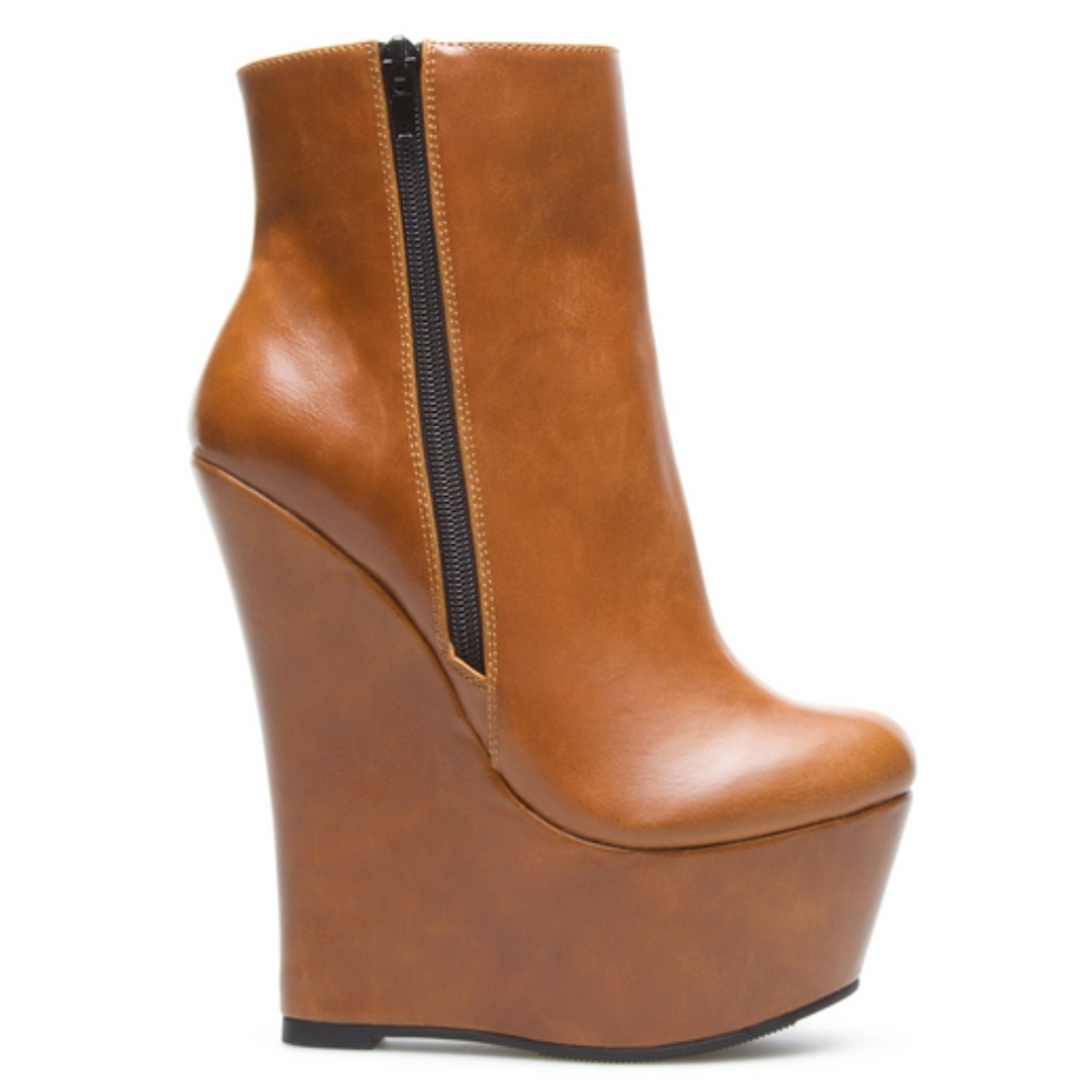 SOPHIA & LEE SLOANE WEDGE BOOTIES